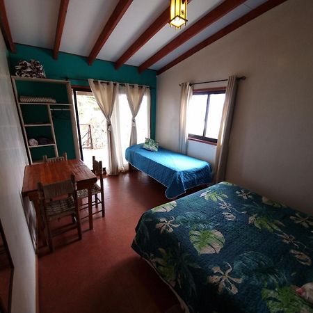 Hostal Vieroto Ханга-Роа Экстерьер фото